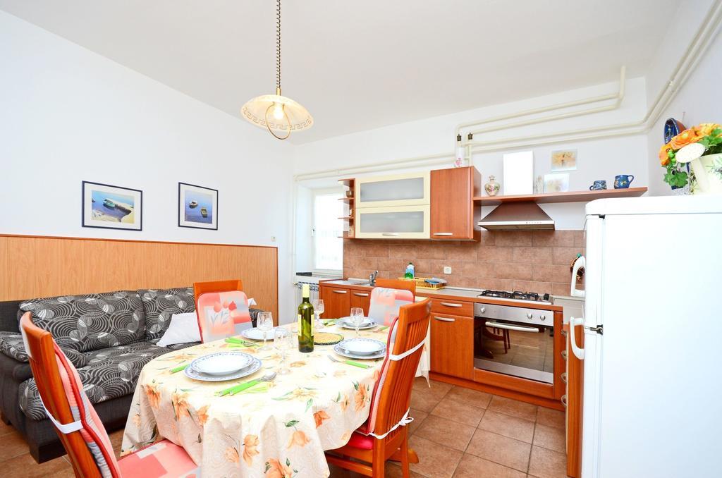 Apartment Apartments Bogetic *